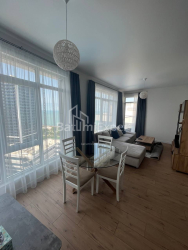 Apartment 74.8 m² - Lech and Maria Kaczynski, Batumi, Georgia