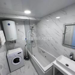 Apartment 57 m² - Lech and Maria Kaczynski, Batumi, Georgia