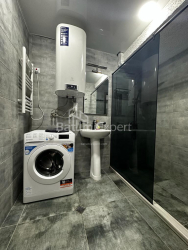 Apartment 50 m² - Lech and Maria Kaczynski, Batumi, Georgia