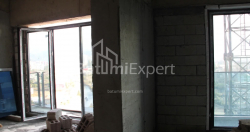 Apartment 89.15 m² - Lech and Maria Kaczynski, Batumi, Georgia
