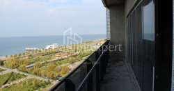 Apartment 75.75 m² - Lech and Maria Kaczynski, Batumi, Georgia