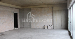 Apartment 75.75 m² - Lech and Maria Kaczynski, Batumi, Georgia